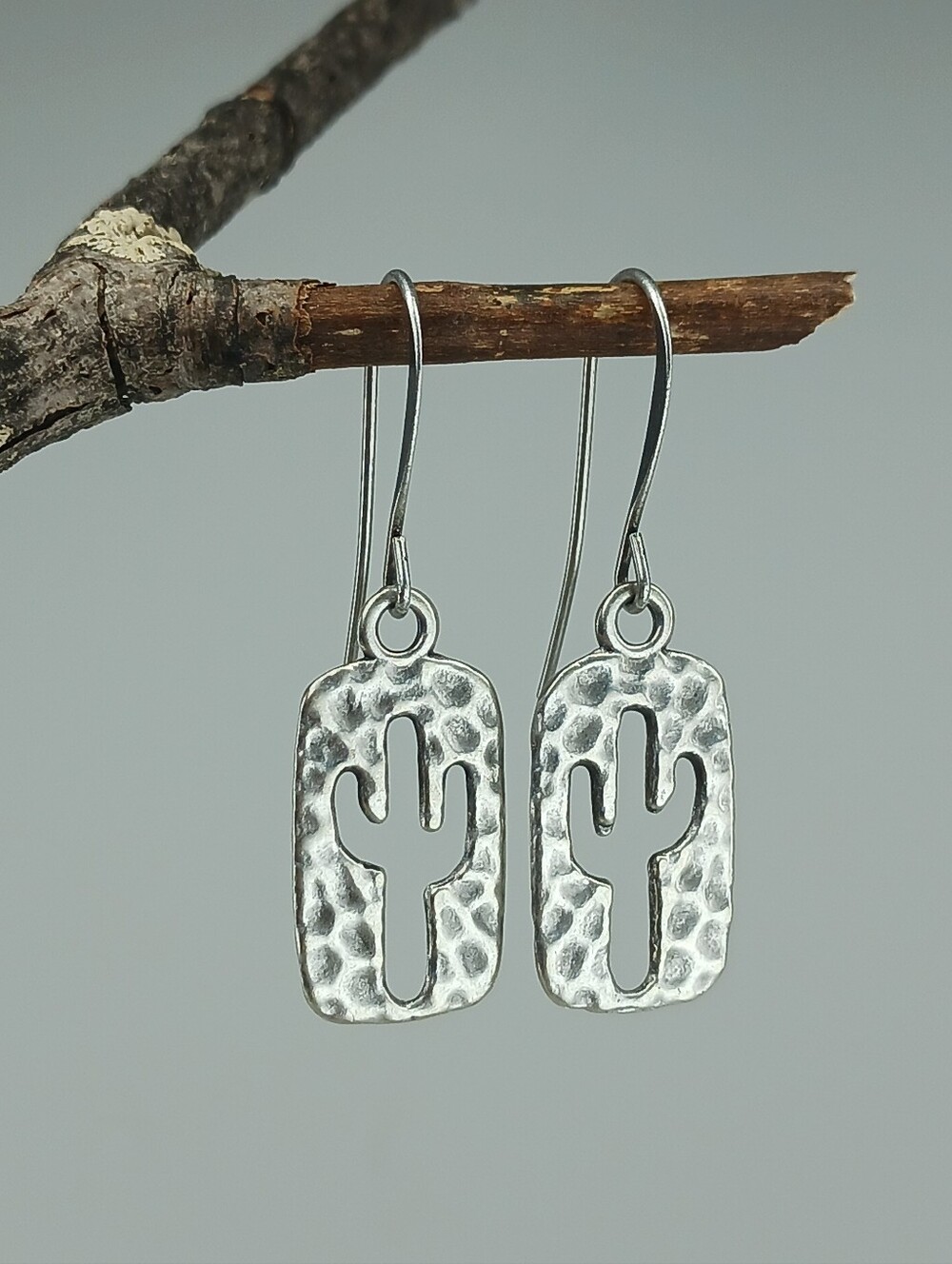 Hammered Silver Cactus Earrings Southwest Desert Jewelry Handcrafted - Picture 4 of 6